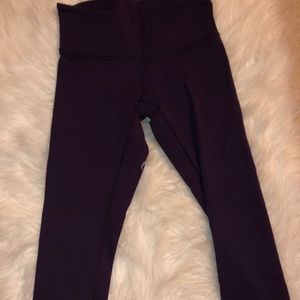 Lululemon Wunder Under crop leggings
